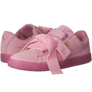 Puma Suede Heart Reset Pink Sneaker
